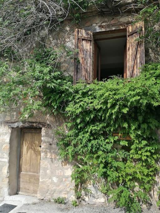 La Maison De La Vigne บูดูออง ภายนอก รูปภาพ